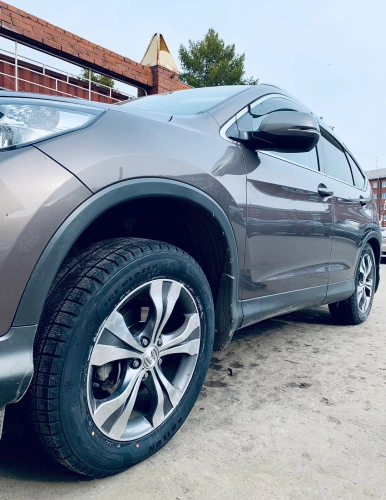 фото протектора и шины Ice Blazer Arctic EVO Шина Sailun Ice Blazer Arctic EVO 235/55 R20 105V